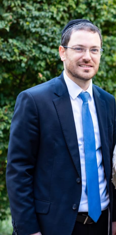 Henry Kriwat — CFO de NEARU MARKET